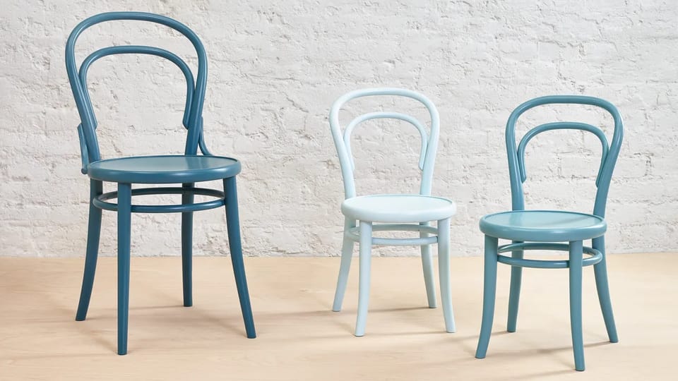La chaise n° 14 | Photo: TON design La chaise n° 14 | Photo: TON design