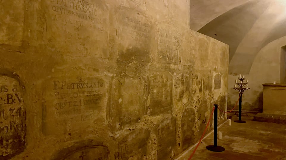 Les catacombes sous l’église de l’Enfant Jésus | Photo: Alexis Rosenzweig,  Radio Prague Int.