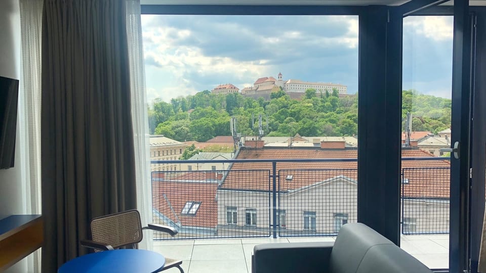 La vue sur Špilberk de l’hôtel Avion | Photo: Vlasta Gajdošíková, ČRo La vue sur Špilberk de l’hôtel Avion | Photo: Vlasta Gajdošíková, ČRo
