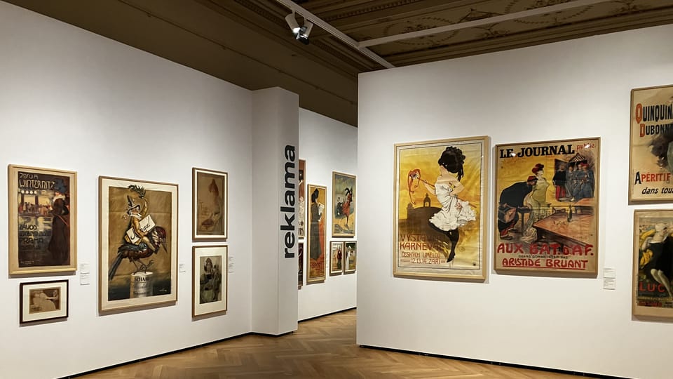 L’exposition 'La langue de l’affiche,  1890-1938' | Photo: Tom McEnchroe,  Radio Prague Int.