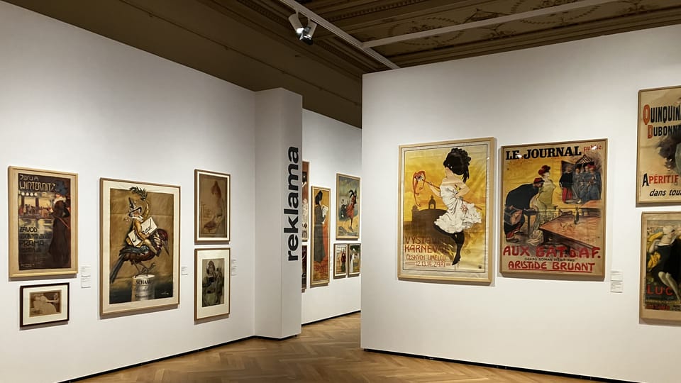 L’exposition 'La langue de l’affiche, 1890-1938' | Photo: Tom McEnchroe, Radio Prague Int. L’exposition 'La langue de l’affiche, 1890-1938' | Photo: Tom McEnchroe, Radio Prague Int.
