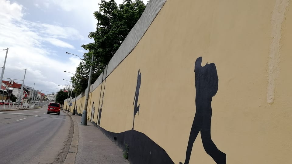 La grande peinture murale retraçant l'épopée de l'opération Anthropoid | Photo: Štěpánka Budková,  Radio Prague Int.