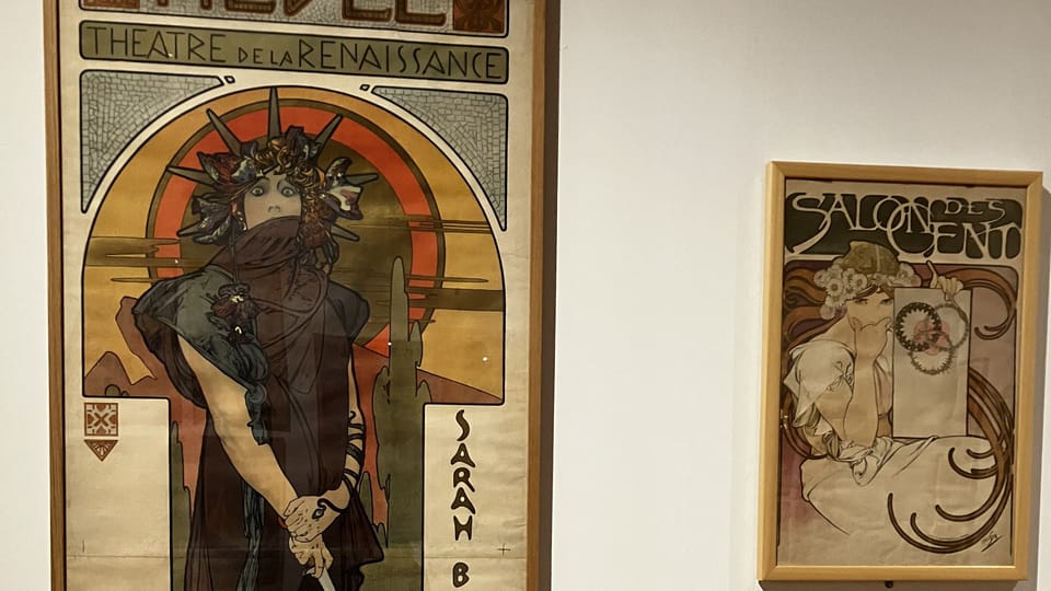 L’exposition 'La langue de l’affiche,  1890-1938' | Photo: Tom McEnchroe,  Radio Prague Int.