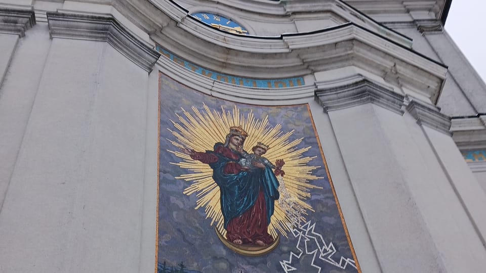 La basilique mineure de l’Assomption de la Vierge | Photo: Magdalena Hrozínková, Radio Prague Int. La basilique mineure de l’Assomption de la Vierge | Photo: Magdalena Hrozínková, Radio Prague Int.
