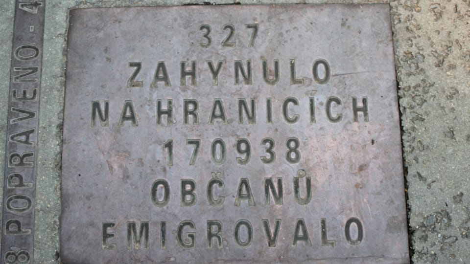 Le monument en hommage aux victimes du communisme | Photo: Mélanie Vigneau, Radio Prague Int. Le monument en hommage aux victimes du communisme | Photo: Mélanie Vigneau, Radio Prague Int.
