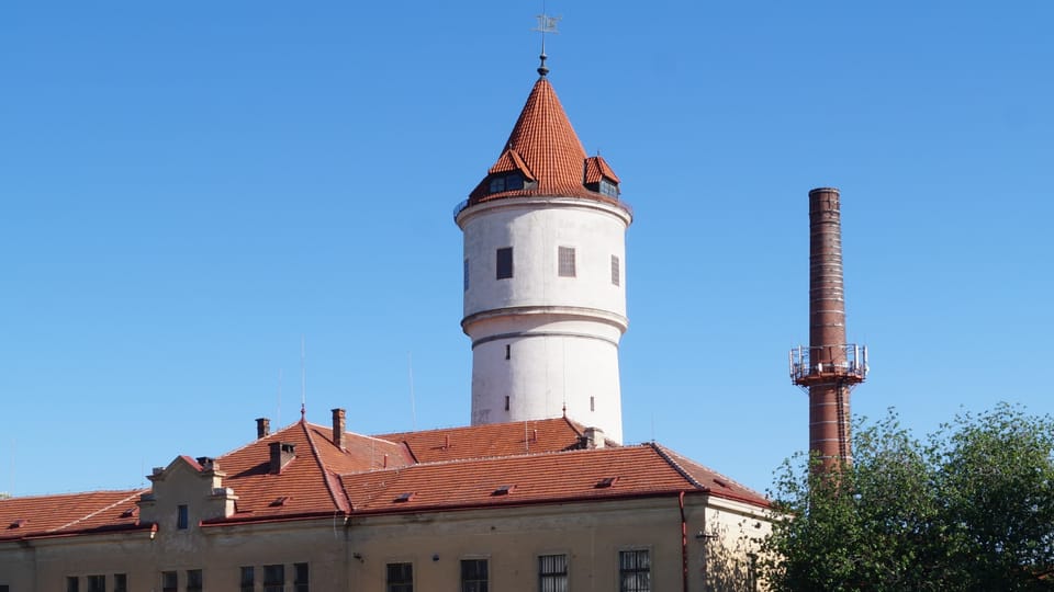 Le château d'eau Art nouveau situé dans l’enceinte de l'hôpital psychiatrique de Bohnice était équipé de réservoirs d'eau potable provenant des puits artésiens de la vallée de la Vltava. | Photo: Miloš Turek,  Radio Prague Int.