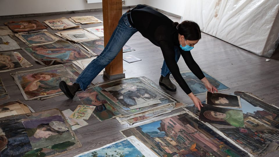 Premier examen des toiles | Photo: Dana Cabanová, Musée juif de Prague Premier examen des toiles | Photo: Dana Cabanová, Musée juif de Prague