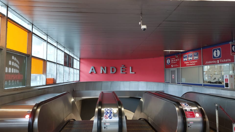 La station de métro Anděl | Photo: Paul-Henri Perrain,  Radio Prague Int.