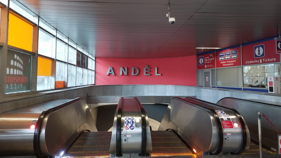 La station de métro Anděl | Photo: Paul-Henri Perrain, Radio Prague Int. La station de métro Anděl | Photo: Paul-Henri Perrain, Radio Prague Int.