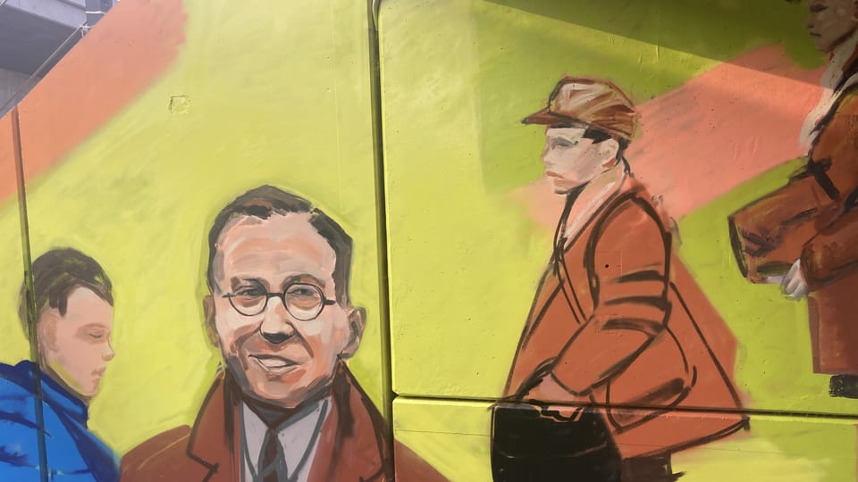Les portraits de Nicholas Winton ont été conçus par l’artiste Toy-Box sur les murs du premier tunnel sous la voie ferrée | Photo: Alexis Rosenzweig, Radio Prague Int. Les portraits de Nicholas Winton ont été conçus par l’artiste Toy-Box sur les murs du premier tunnel sous la voie ferrée | Photo: Alexis Rosenzweig, Radio Prague Int.
