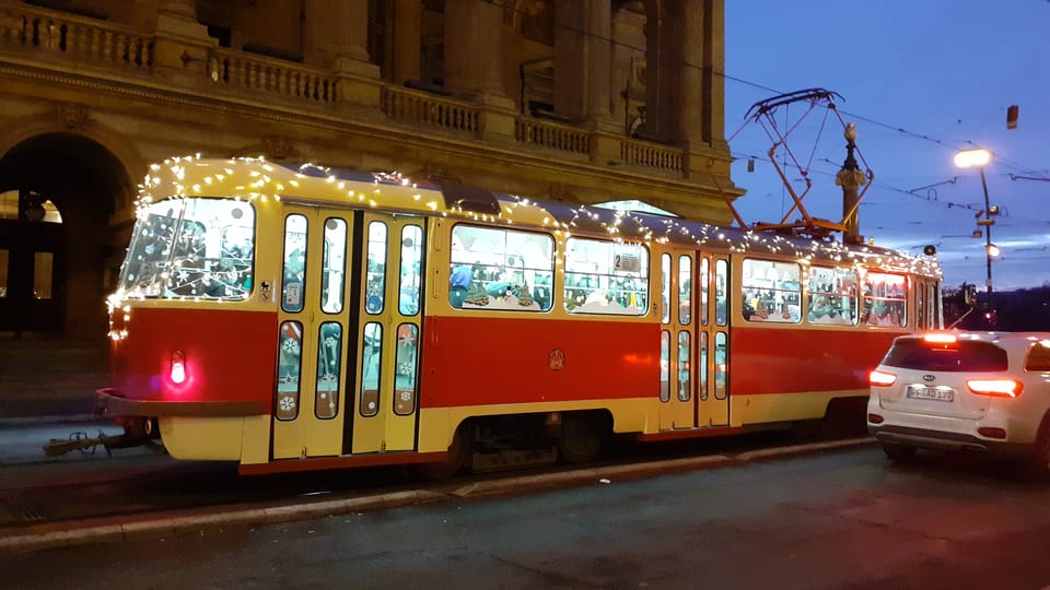 La place de la Vielle-Ville de Prague | Photo: Marion Galard,  Radio Prague Int.