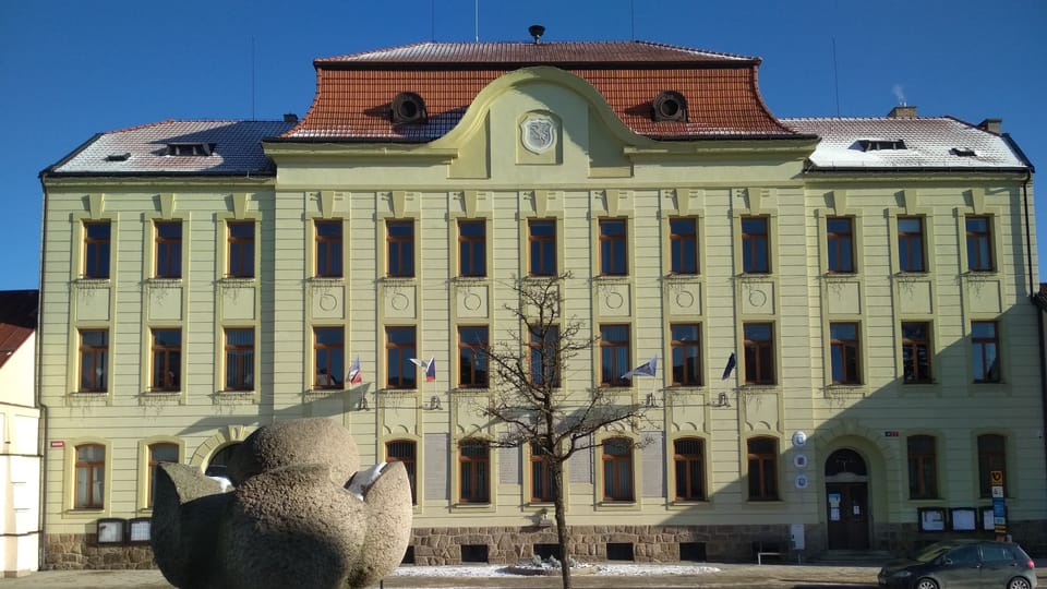La mairie de Třešť | Photo: Anaïs Raimbault, Radio Prague Int. La mairie de Třešť | Photo: Anaïs Raimbault, Radio Prague Int.