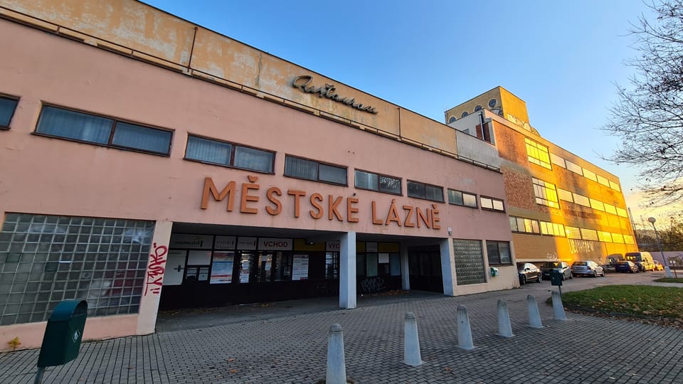Les thermes de Brno-Zábrdovice | Photo: Tomáš Kremr, ČRo Les thermes de Brno-Zábrdovice | Photo: Tomáš Kremr, ČRo
