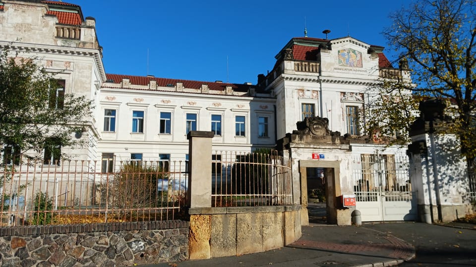 L’hôpital psychiatrique de Bohnice | Photo: Lenka Žižková, Radio Prague Int. L’hôpital psychiatrique de Bohnice | Photo: Lenka Žižková, Radio Prague Int.