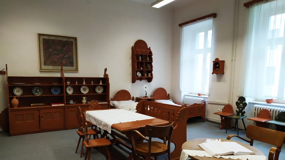 Les meubles créés par Dušan Jurkovič | Photo: Magdalena Hrozínková, Radio Prague Int. Les meubles créés par Dušan Jurkovič | Photo: Magdalena Hrozínková, Radio Prague Int.