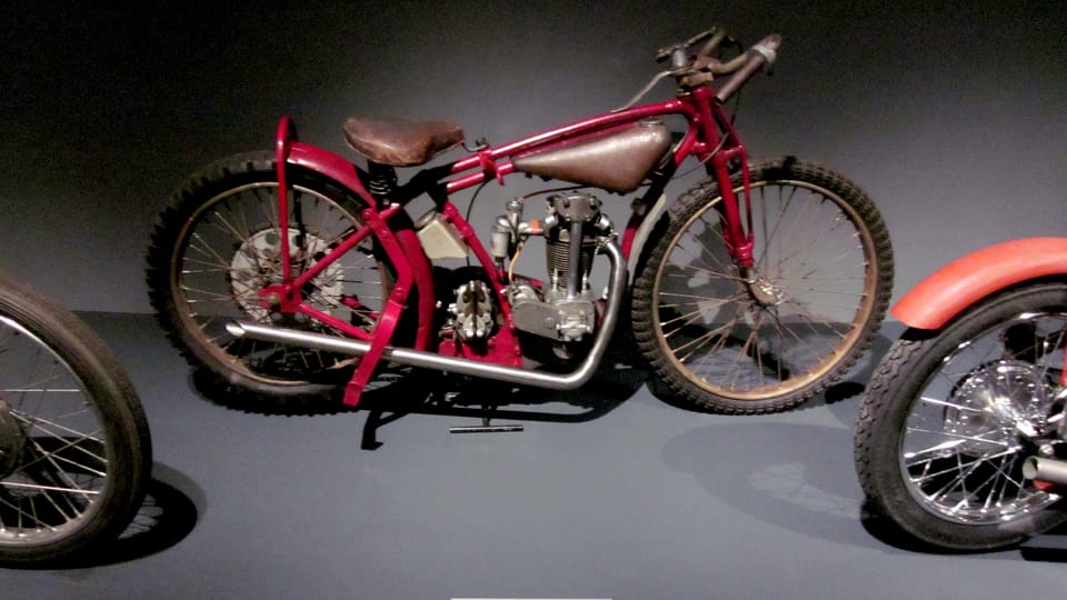 Moto Jawa 350 OHV, 1935, photo: Anaïs Raimbault Moto Jawa 350 OHV, 1935, photo: Anaïs Raimbault