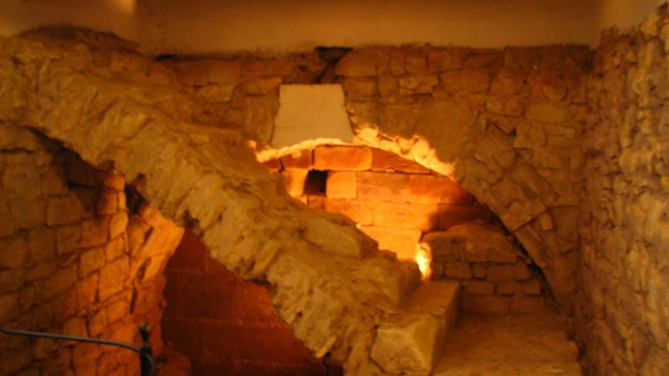 Les vestiges du côté du Pont Judith, photo: Štěpánka Budková Les vestiges du côté du Pont Judith, photo: Štěpánka Budková