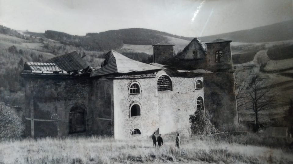 L'église détruite,  photo: Dominika Bernáthová