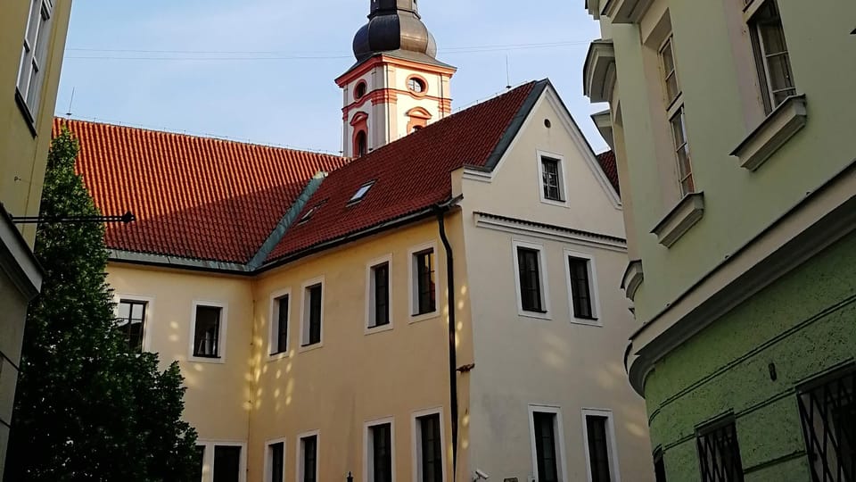 L'église Saint-Barthélemy à Prague - Staré Město, photo: Štěpánka Budková L'église Saint-Barthélemy à Prague - Staré Město, photo: Štěpánka Budková