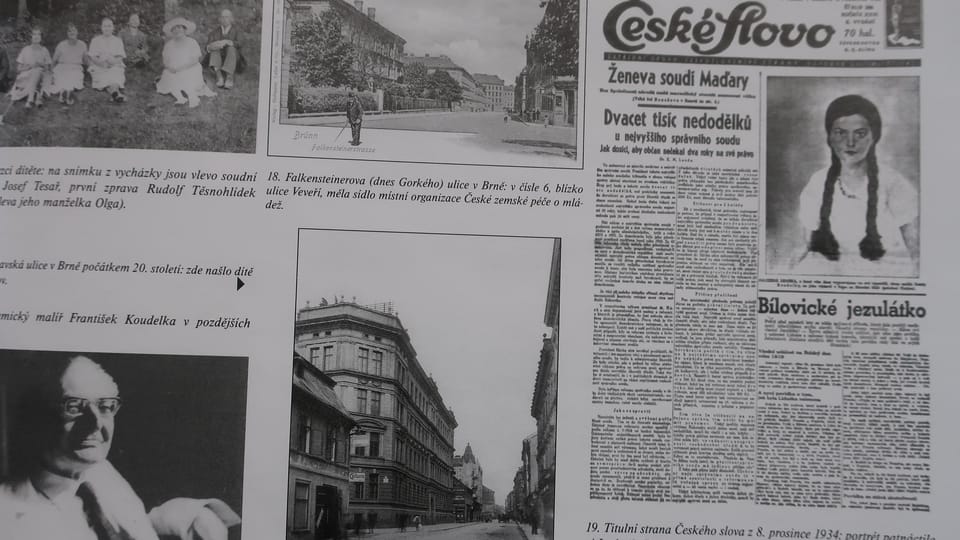 Photo: repro 'Rudolf Těsnohlídek a vánoční strom republiky' / Moravské zemské muzeum, Brno Photo: repro 'Rudolf Těsnohlídek a vánoční strom republiky' / Moravské zemské muzeum, Brno
