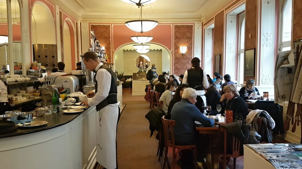 Café Louvre | Photo: Ondřej Tomšů, Radio Prague Int. Café Louvre | Photo: Ondřej Tomšů, Radio Prague Int.