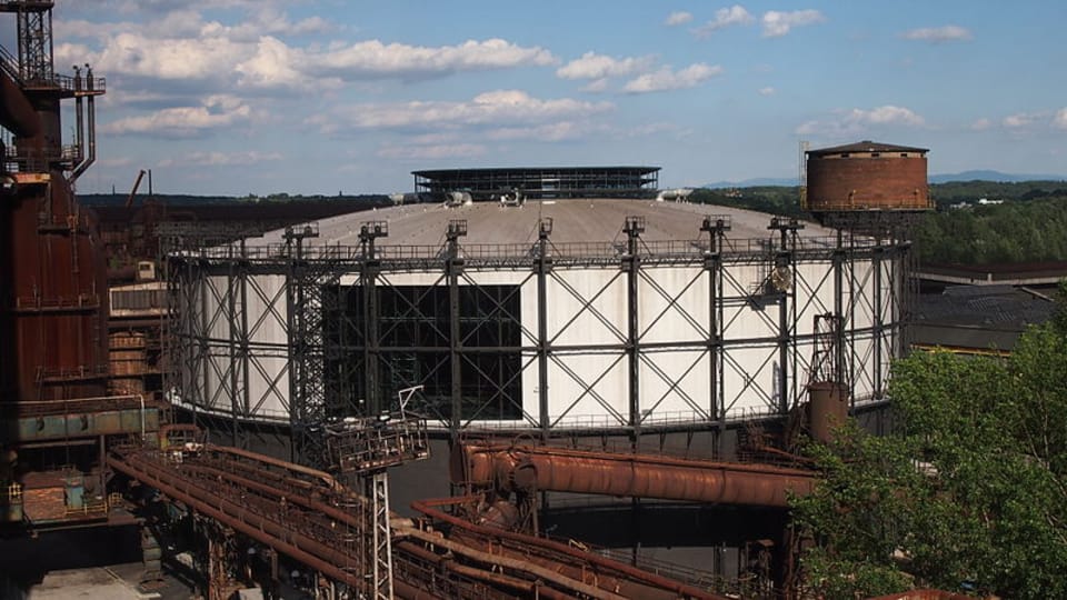 A Vítkovice,  l’ancien réservoir de gaz a été transformé en auditorium et en salle de concert,  photo: Honza chodec,  CC BY-SA 3.0