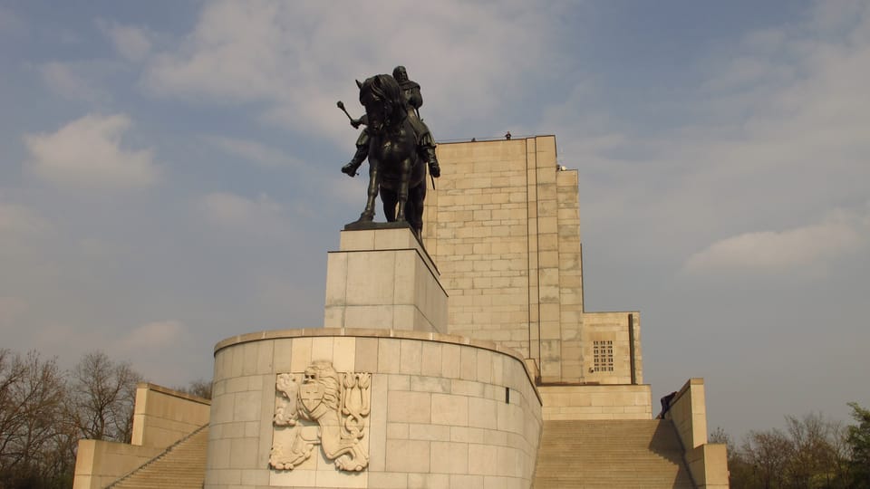 La statue équestre de Jan Žižka domine la colline de Vitkov à Prague | Photo: Kristýna Maková,  Radio Prague Int.