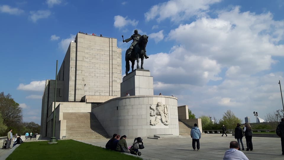 Le monument de Jan Žižka à Prague, photo: Klára Stejskalová Le monument de Jan Žižka à Prague, photo: Klára Stejskalová