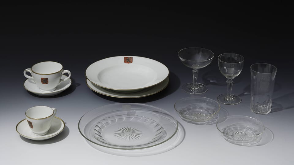Sélection du service de table du président T. G. Masaryk, photo: © Collection du Château de Prague, Jan Gloc Sélection du service de table du président T. G. Masaryk, photo: © Collection du Château de Prague, Jan Gloc