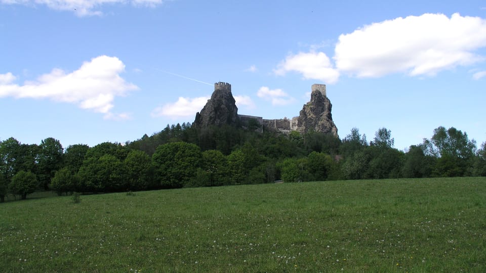 La ruine du château fort de Trosky | Photo: Barbora Němcová,  Radio Prague Int.