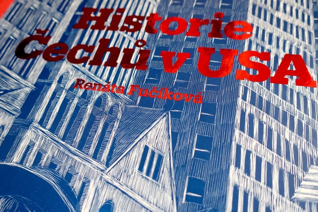 Photo: repro,  Renáta Fučíková,  'Historie Čechů v USA' / Práh