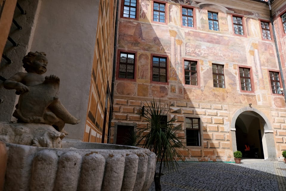 Le cour du château de Bechyně | Photo: Štěpánka Budková, Radio Prague Int. Le cour du château de Bechyně | Photo: Štěpánka Budková, Radio Prague Int.