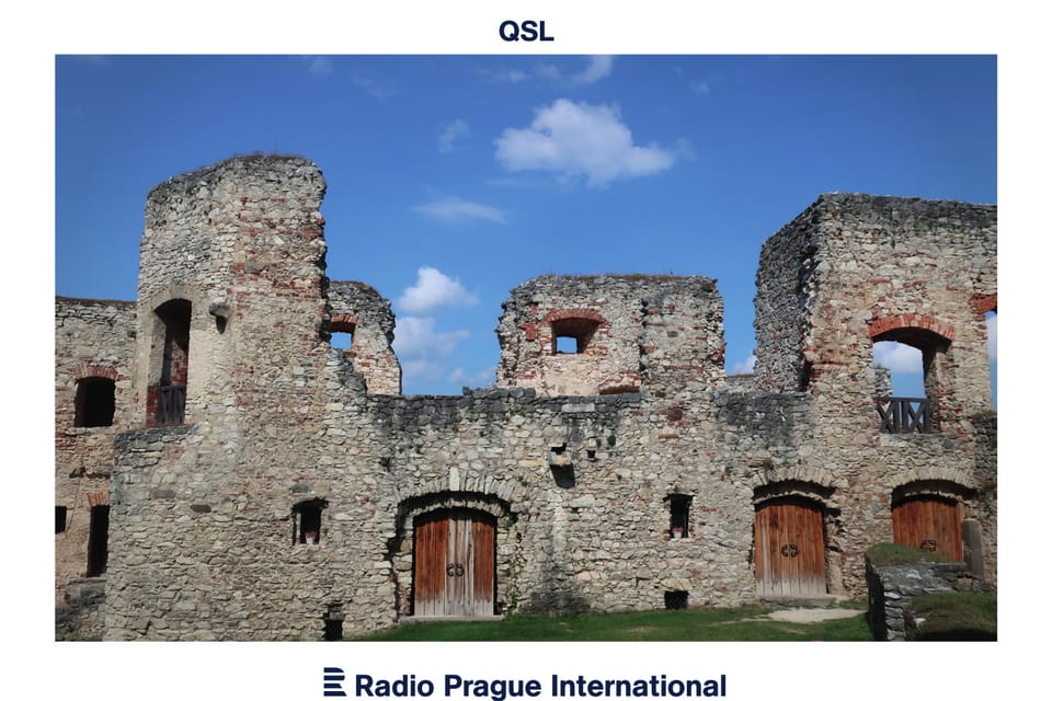 Le château de Rabí : le plus grand château en ruines sur le territoire tchèque (château datant du 14e siècle) | Photo: Štěpánka Budková, Radio Prague Int. Le château de Rabí : le plus grand château en ruines sur le territoire tchèque (château datant du 14e siècle) | Photo: Štěpánka Budková, Radio Prague Int.