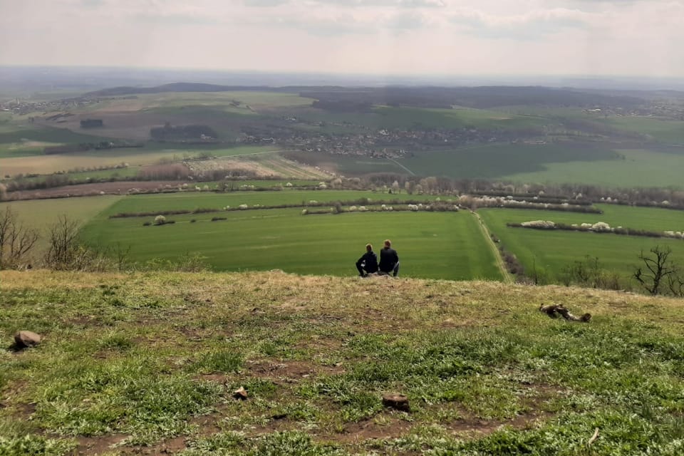La vue du mont Říp | Photo: Lenka Žižková, Radio Prague Int. La vue du mont Říp | Photo: Lenka Žižková, Radio Prague Int.