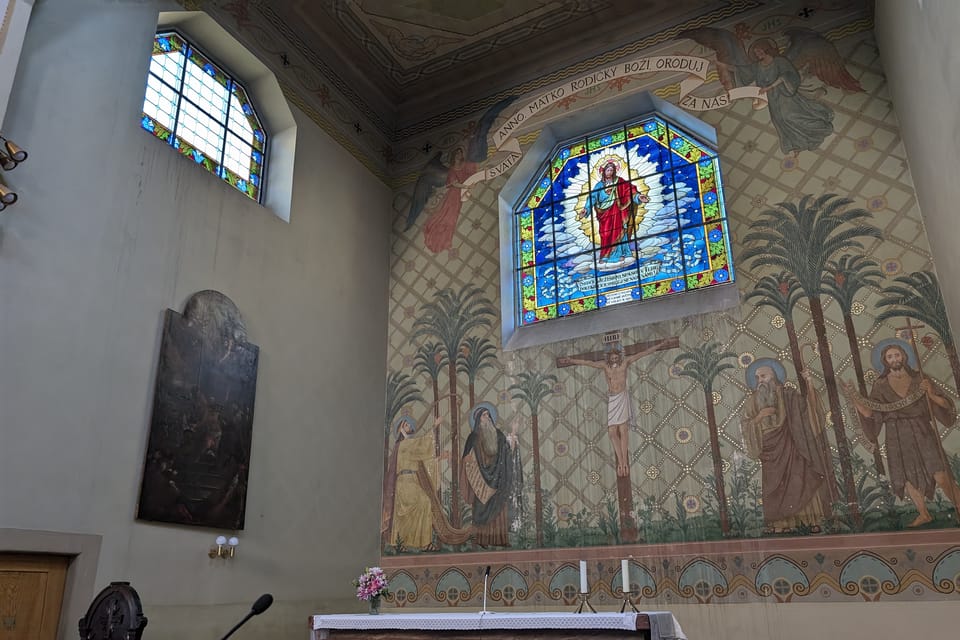 L’église Sainte-Anne à Prague - Žižkov | Photo: Štěpánka Budková, Radio Prague Int. L’église Sainte-Anne à Prague - Žižkov | Photo: Štěpánka Budková, Radio Prague Int.