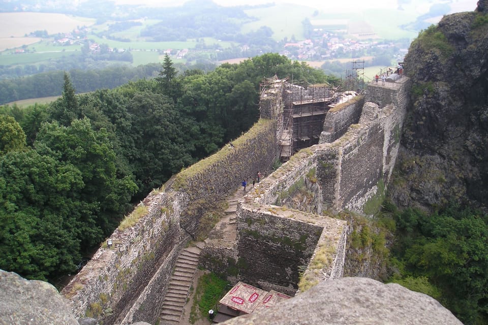 La ruine du château fort de Trosky | Photo: Magdalena Kašubová,  Radio Prague Int.