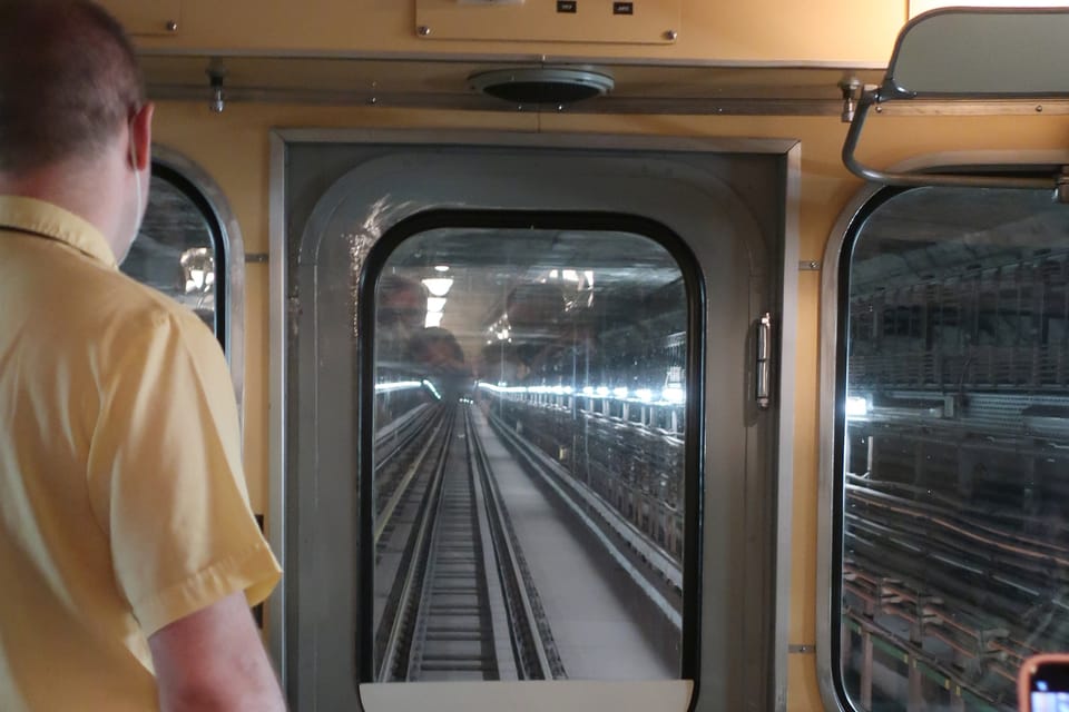 Le voyage par métro historique | Photo: Štěpánka Budková, Radio Prague Int. Le voyage par métro historique | Photo: Štěpánka Budková, Radio Prague Int.