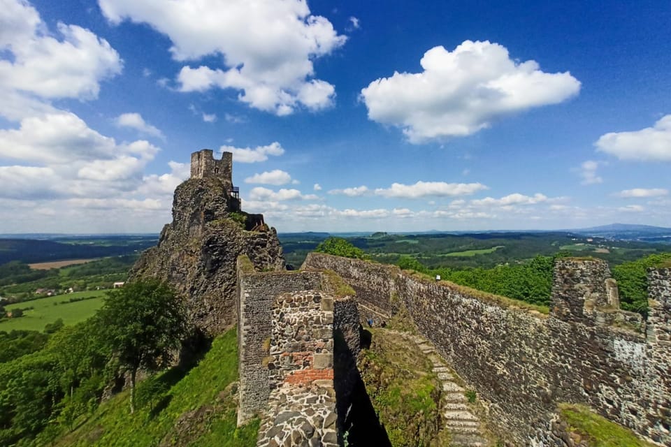 La ruine de château fort de Trosky | Photo: Jaroslav Hoření,  ČRo