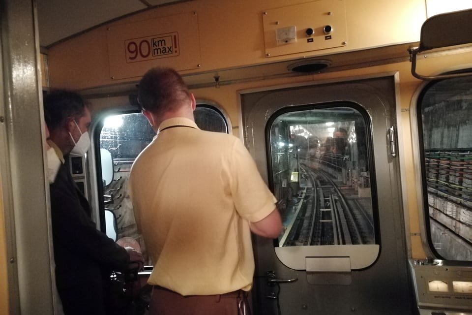 Le voyage par métro historique | Photo: Štěpánka Budková, Radio Prague Int. Le voyage par métro historique | Photo: Štěpánka Budková, Radio Prague Int.