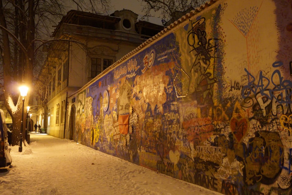 Le mur Lennon,  photo: Miloš Turek