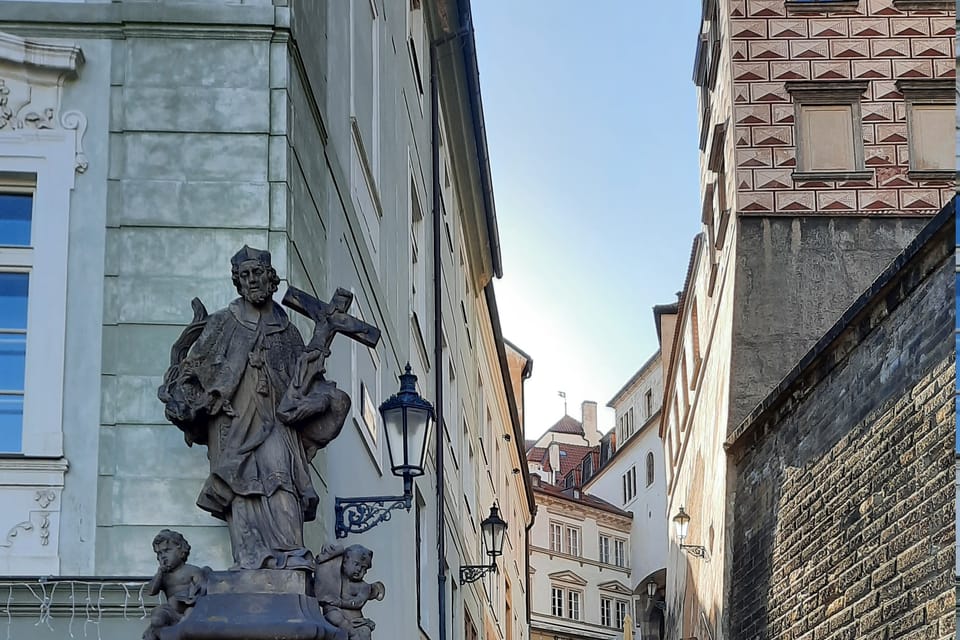 Prague, rue Nerudova | Photo: Markéta Kachlíková, Radio Prague International Prague, rue Nerudova | Photo: Markéta Kachlíková, Radio Prague International