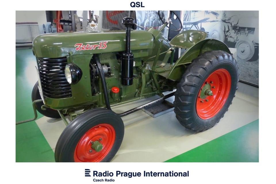 Tracteur Zetor 15 équipé d’un moteur diesel monocylindre, produit entre 1946 et 1949 (Musée national de l’agriculture) | Photo: Radio Prague International Tracteur Zetor 15 équipé d’un moteur diesel monocylindre, produit entre 1946 et 1949 (Musée national de l’agriculture) | Photo: Radio Prague International