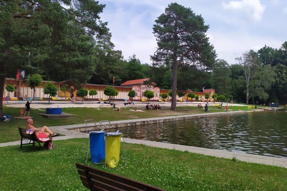 La piscine de Dachova u Hořic | Photo: Barbora Němcová, Radio Prague Int. La piscine de Dachova u Hořic | Photo: Barbora Němcová, Radio Prague Int.