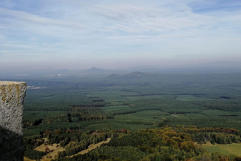 La vue de Bezděz | Photo: Štěpánka Budková, Radio Prague Int. La vue de Bezděz | Photo: Štěpánka Budková, Radio Prague Int.