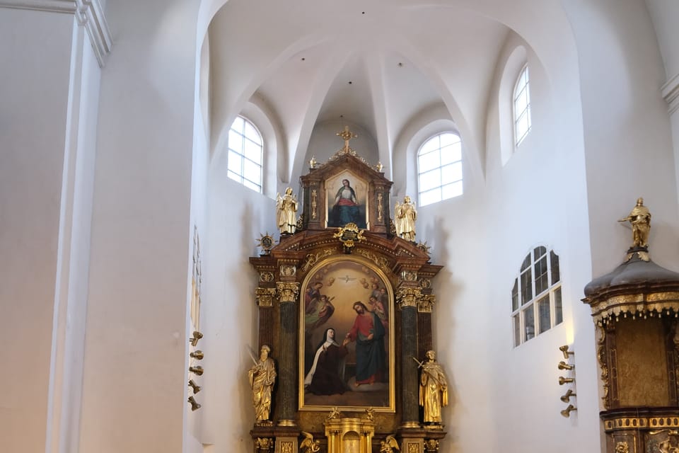 L’église Saint-Benoît | Photo: Bohumil Šimčík, Radio Prague Int. L’église Saint-Benoît | Photo: Bohumil Šimčík, Radio Prague Int.