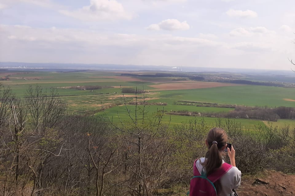 La vue du mont Říp | Photo: Lenka Žižková, Radio Prague Int. La vue du mont Říp | Photo: Lenka Žižková, Radio Prague Int.