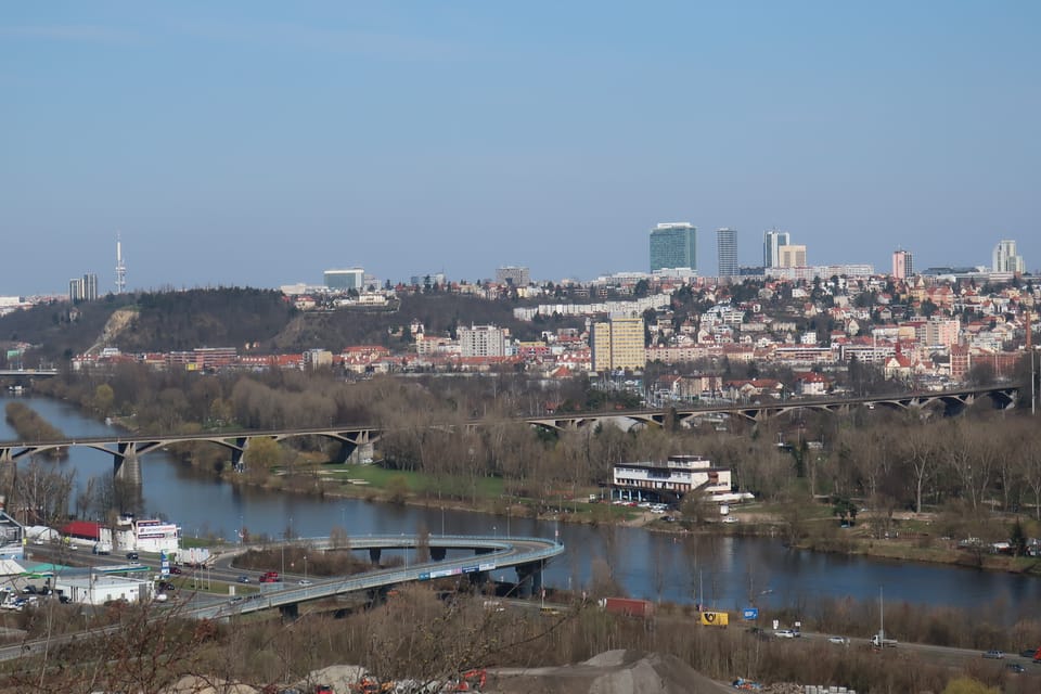 La vue de bois de Chuchle, photo: Štěpánka Budková La vue de bois de Chuchle, photo: Štěpánka Budková