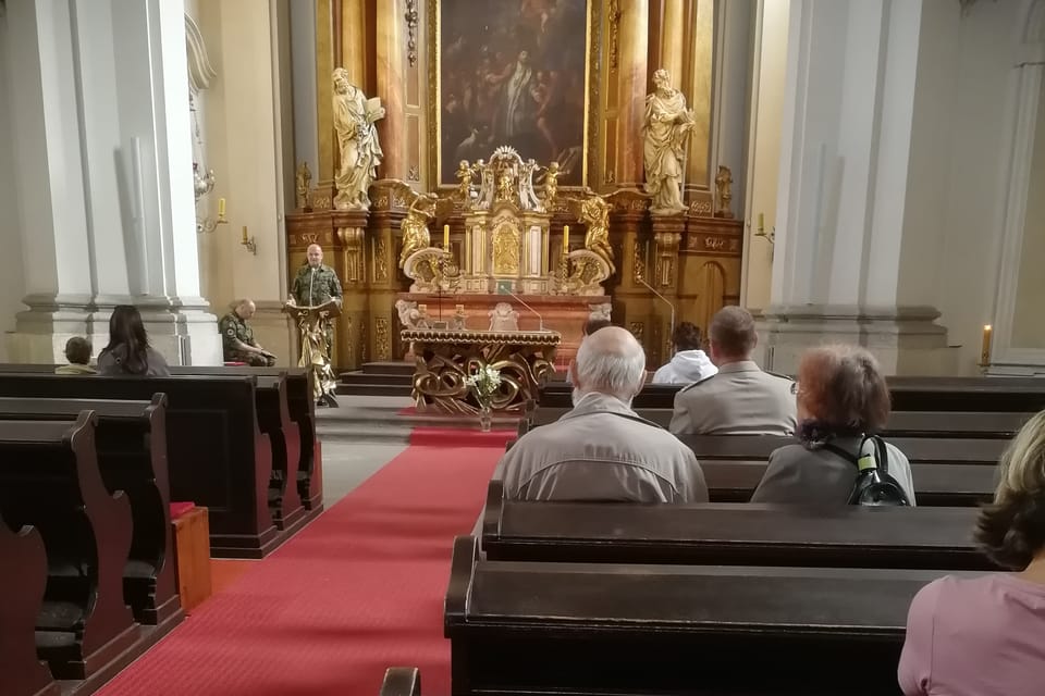 L’église Saint-Jean-Népomucène à Hradčany | Photo: Štěpánka Budková, Radio Prague Int. L’église Saint-Jean-Népomucène à Hradčany | Photo: Štěpánka Budková, Radio Prague Int.