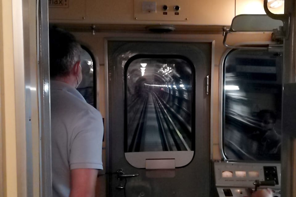 Le voyage par métro historique | Photo: Štěpánka Budková, Radio Prague Int. Le voyage par métro historique | Photo: Štěpánka Budková, Radio Prague Int.