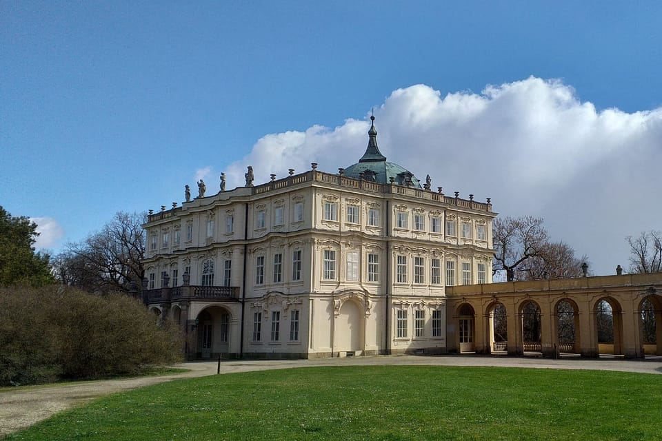 Château de Ploskovice | Photo: Stanislava Brádlová, ČRo Château de Ploskovice | Photo: Stanislava Brádlová, ČRo